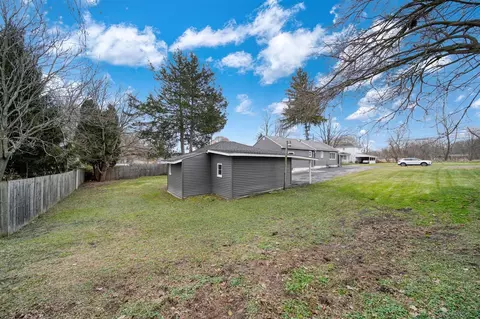 Exterior - 328 Adams, Jackson, MI 49202 photo 6 of 11