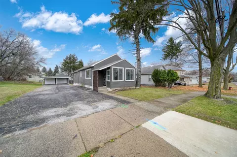 328 Adams, Jackson, MI 49202