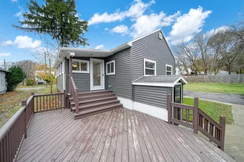 Exterior - 328 Adams, Jackson, MI 49202 photo 9 of 11