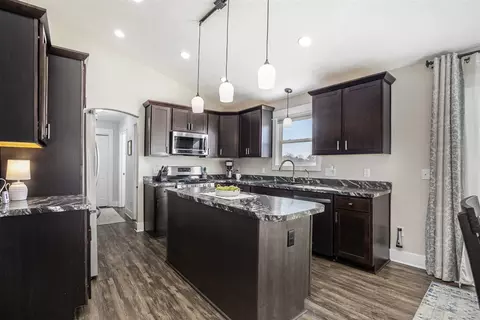 Kitchen - 4182 Spring Mdw, Hamilton, MI 49419 photo 2 of 2