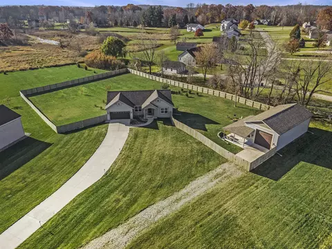 View/Area - 4182 Spring Mdw, Hamilton, MI 49419 photo 2 of 5