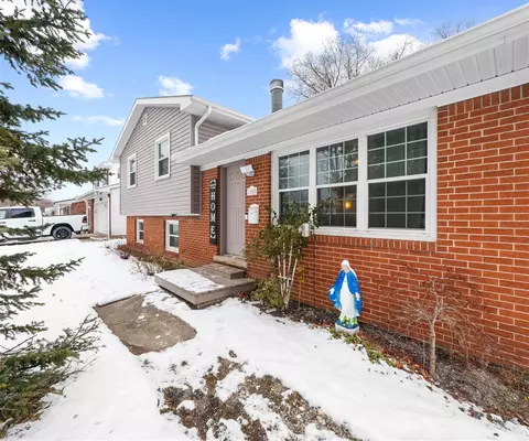 Exterior - 1202 Mccormick, Monroe, MI 48162 photo 1 of 10