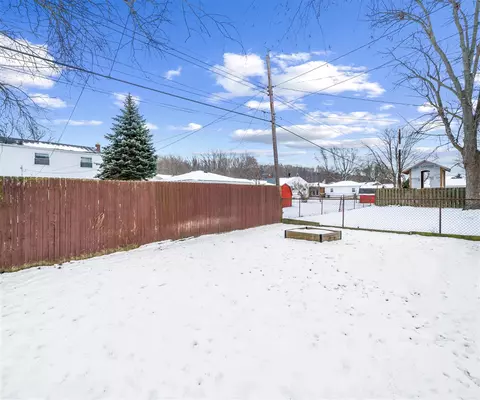 Exterior - 1202 Mccormick, Monroe, MI 48162 photo 6 of 10