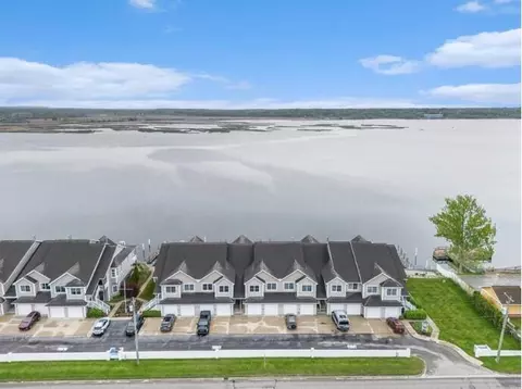 51 Arthur, Manistee, MI 49660