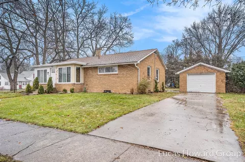 Exterior - 305 E Pne, Fremont, MI 49412 photo 6 of 7