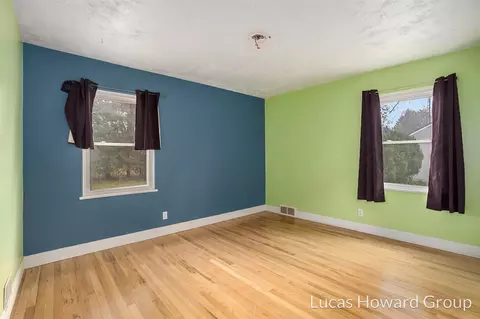 Bedroom - 305 E Pne, Fremont, MI 49412 photo 4 of 4