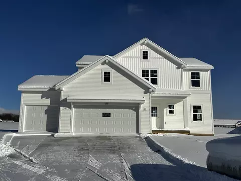 690 Lincoln Lawns, Grand Rapids, MI 49534