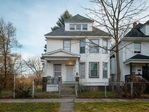 5062 Parker, Detroit, MI 48213