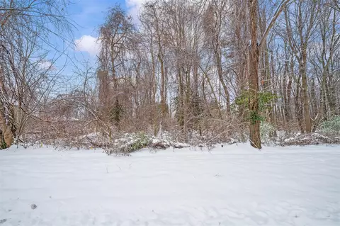 1950 N Donna, Stevensville, MI 49127