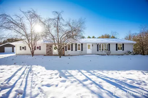 11401 Davis, Middleville, MI 49333