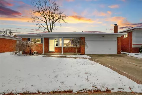 31049 Grennada, Livonia, MI 48154