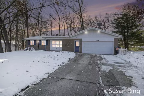 1238 Pickett, Grand Rapids, MI 49508
