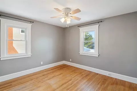 Bedroom - 911 4th, Jackson, MI 49203 photo 3 of 3