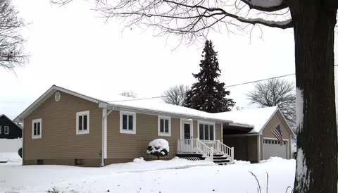 313 N Linden, Fremont, MI 49412
