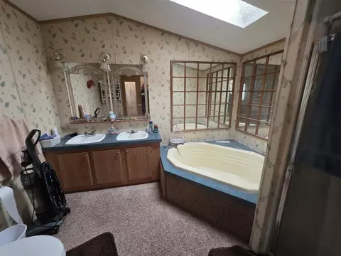 Bath - 4093 E Stanton, Stanton, MI 48888 photo 1 of 2