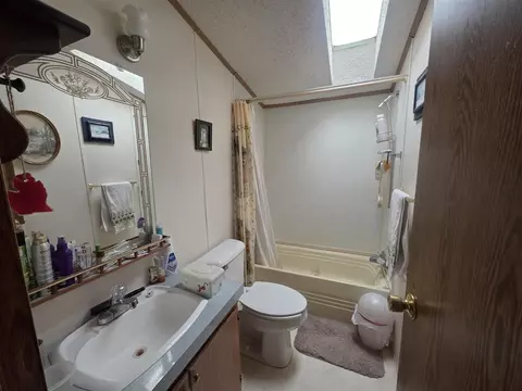 Bath - 4093 E Stanton, Stanton, MI 48888 photo 2 of 2