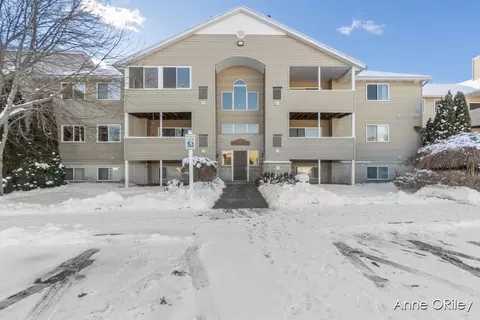 8510 Jasonville, Caledonia, MI 49316
