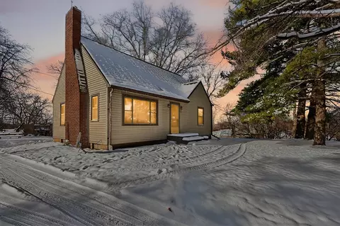 2350 Brooklyn, Jackson, MI 49203