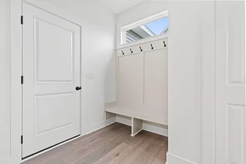 Entry Way - 8288 Eagle Peak, Jenison, MI 49428 photo 5 of 7
