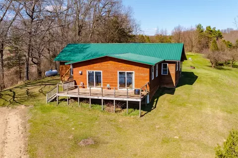 7350 Cedar Crk, Delton, MI 49046
