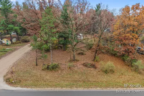 7344 E 40th, Newaygo, MI 49337