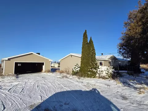 3551 N Neff, Edmore, MI 48829