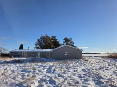 3551 N Neff, Edmore, MI 48829 photo 6