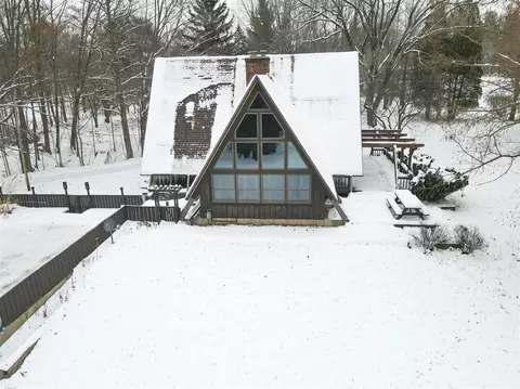 5577 Kenowa, Grandville, MI 49418