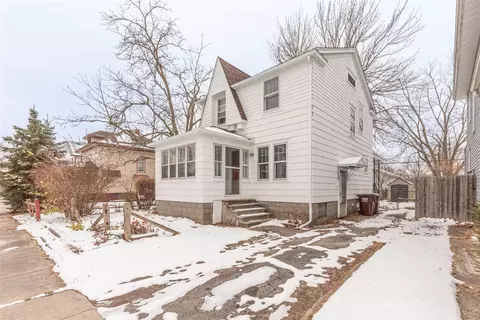 Exterior - 701 Michigan, Monroe, MI 48162 photo 2 of 8