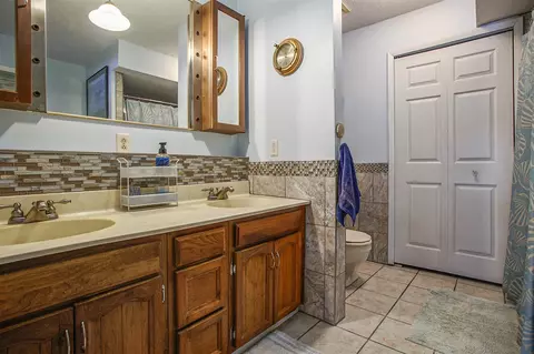 Bath - 8295 D, Ceresco, MI 49033 photo 2 of 3