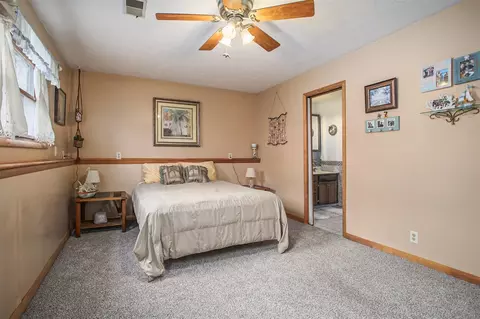 Bedroom - 8295 D, Ceresco, MI 49033 photo 2 of 6