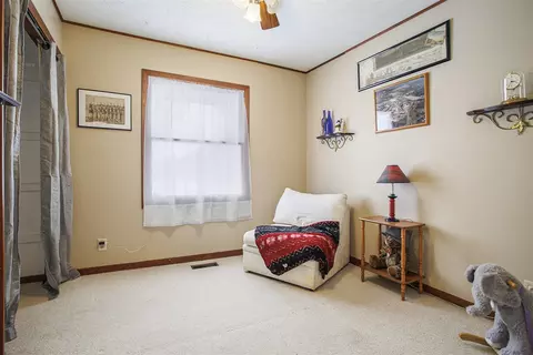 Bedroom - 8295 D, Ceresco, MI 49033 photo 6 of 6