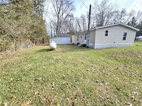 Exterior - 13122 Riverside, Constantine, MI 49042 photo 4 of 9