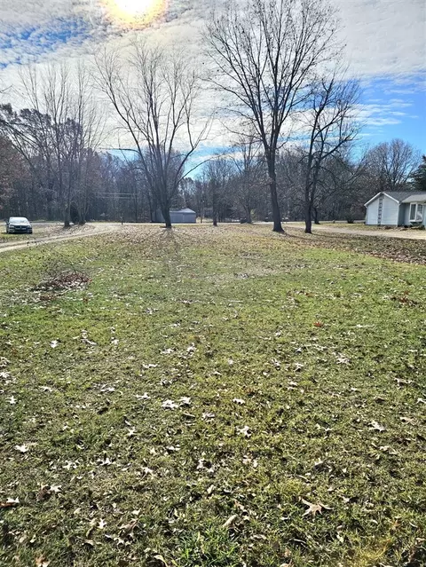 Exterior - 13122 Riverside, Constantine, MI 49042 photo 8 of 9