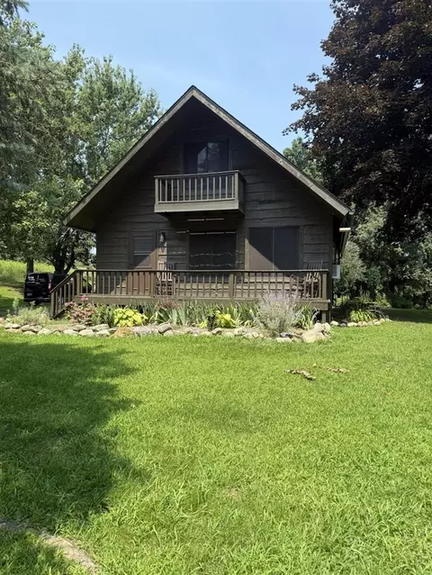 14750 Hilltop, Cement City, MI 49233