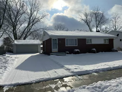 308 Wallace, Saline, MI 48176 photo 2