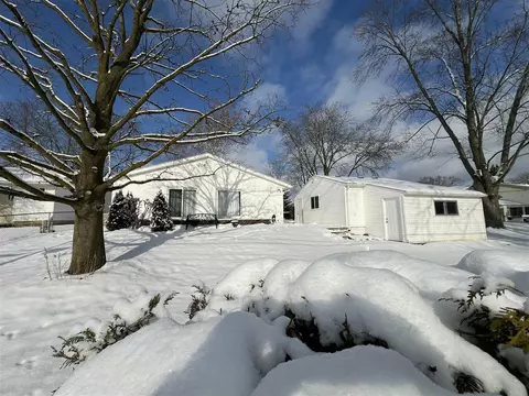 308 Wallace, Saline, MI 48176 photo 5
