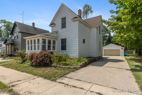 22 N Jefferson, Zeeland, MI 49464
