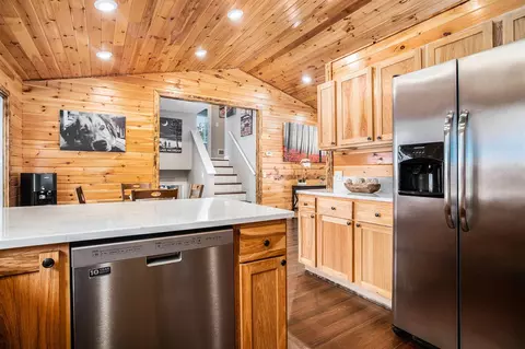 Kitchen - 970 Scenic Vw, Plainwell, MI 49080 photo 2 of 2
