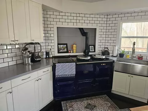 2212 Aurora, Jackson, MI 49203 photo 7