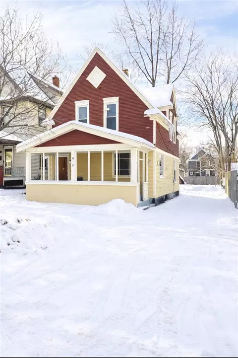 910 Prince St SE, Grand Rapids, MI 49507