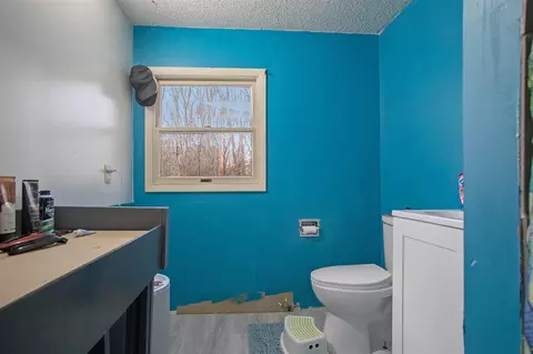 Bath - 617 N Gordon, Marshall, MI 49068 photo 3 of 3