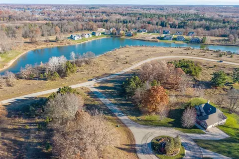 11493 Fox Row, Stanwood, MI 49346