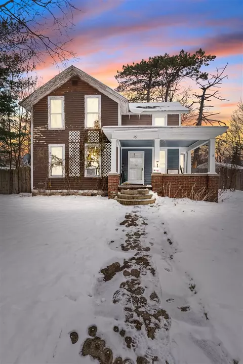 76 Budlong, Hillsdale, MI 49242