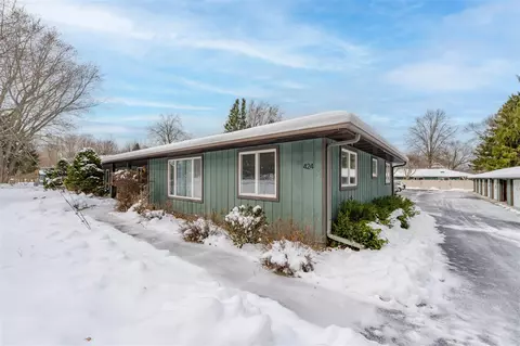 424 Fremont #6, Douglas, MI 49406