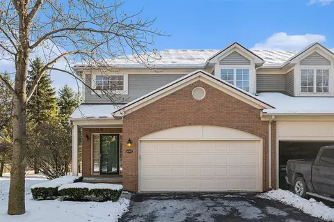 42905 River Bnd, Plymouth, MI 48170
