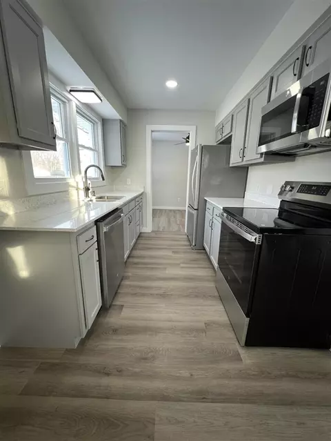 Kitchen - 1023 Sutton, Adrian, MI 49221 photo 3 of 5