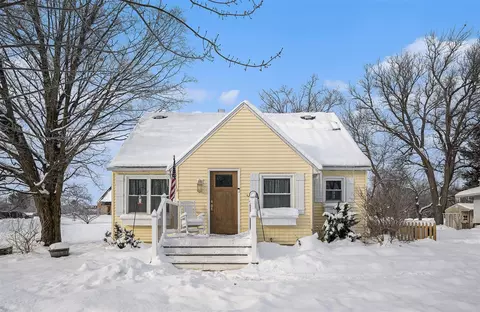 109 N Harris, Paw Paw, MI 49079