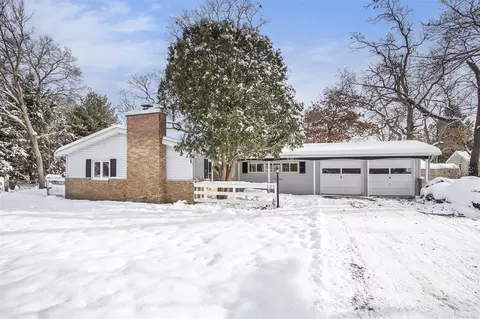 135 N Lindow, Battle Creek, MI 49037