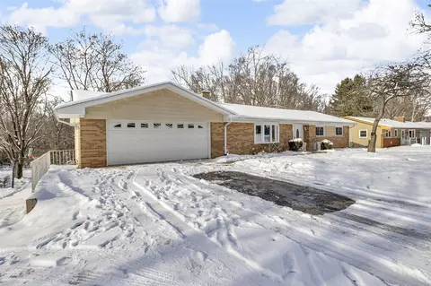 Exterior - 3352 Reynolds, Jackson, MI 49201 photo 3 of 5